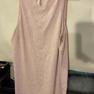 Lululemon muscle tee size 8